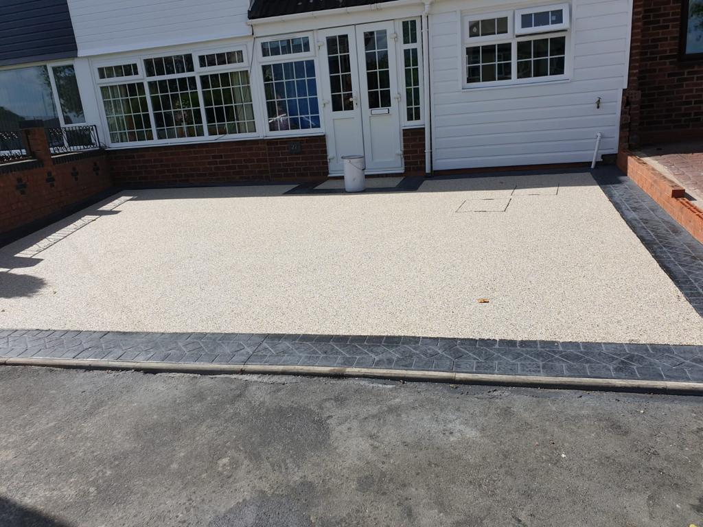 Finished resin-bound drive
