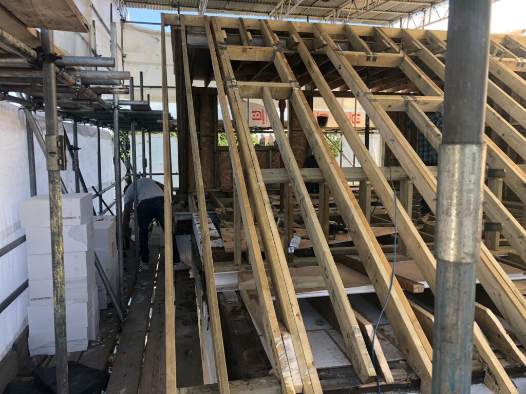 Timber roof framing